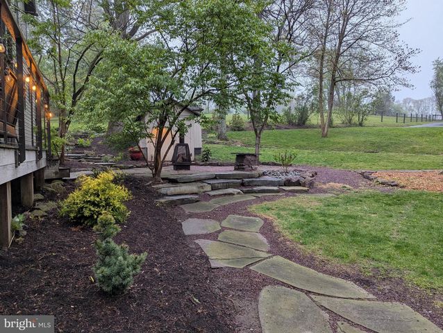 63 HAMPSHIRE, Sinking Spring, PA 19608