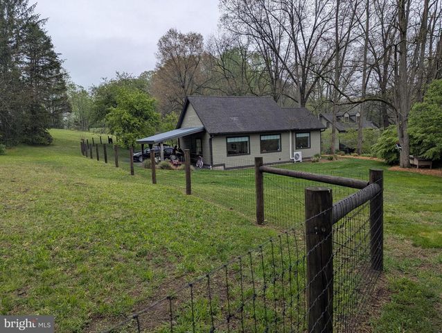 63 HAMPSHIRE, Sinking Spring, PA 19608