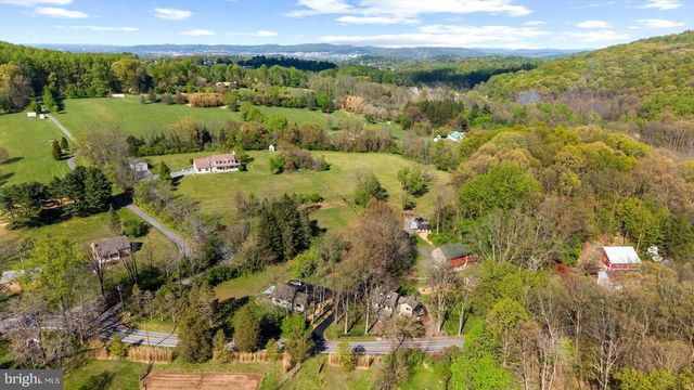 63 HAMPSHIRE, Sinking Spring, PA 19608