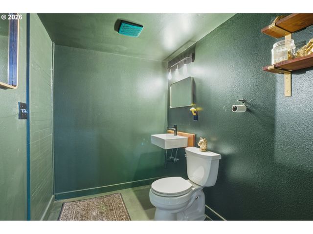 21224 Se LANSING Ln, Damascus, OR 97089