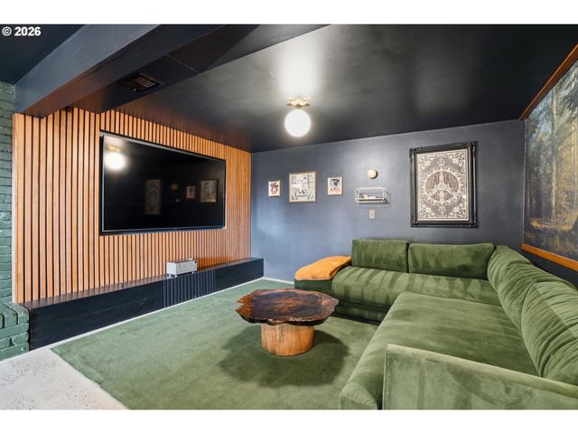 21224 Se LANSING Ln, Damascus, OR 97089
