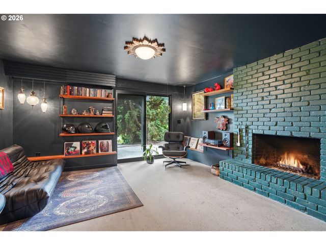 21224 Se LANSING Ln, Damascus, OR 97089