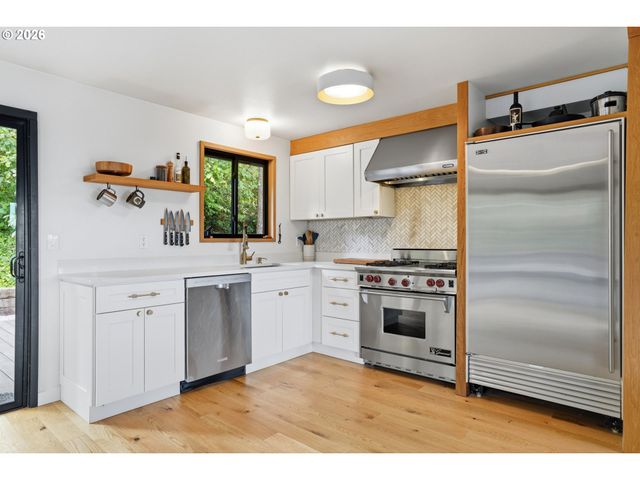 21224 Se LANSING Ln, Damascus, OR 97089