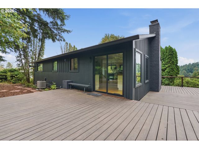 21224 Se LANSING Ln, Damascus, OR 97089
