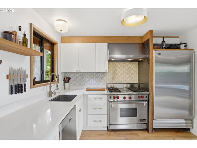 21224 Se LANSING Ln, Damascus, OR 97089