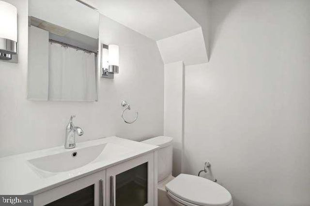 2706 NW MILITARY RD NW, Washington, DC 20015