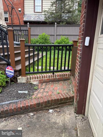 2706 NW MILITARY RD NW, Washington, DC 20015