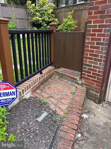 2706 NW MILITARY RD NW, Washington, DC 20015