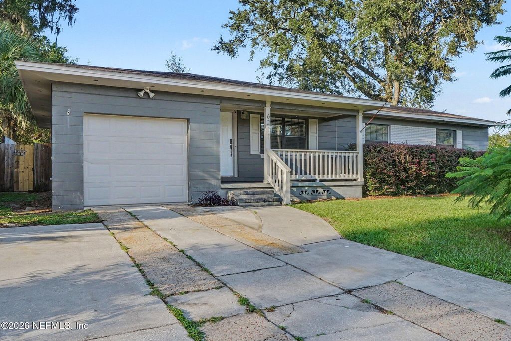 6211 SAGE Drive, Jacksonville, FL 32210