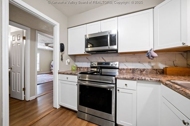 401 Saddlehorn Road, Charleston, WV 25314