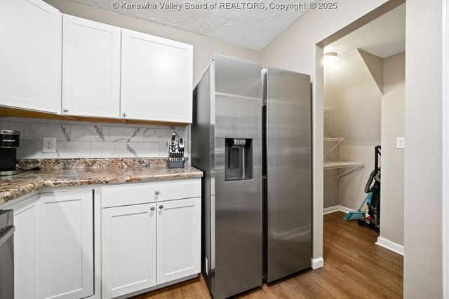 401 Saddlehorn Road, Charleston, WV 25314