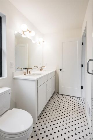 1504 Holcomb Street, Detroit, MI 48214