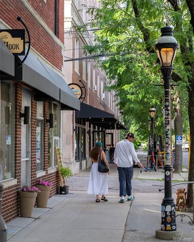 1504 Holcomb Street, Detroit, MI 48214