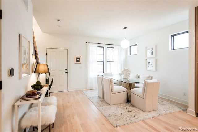 1504 Holcomb Street, Detroit, MI 48214