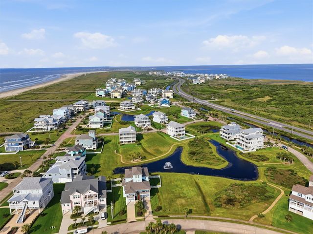 4115 Sandhill Crane Way, Galveston, TX 77554