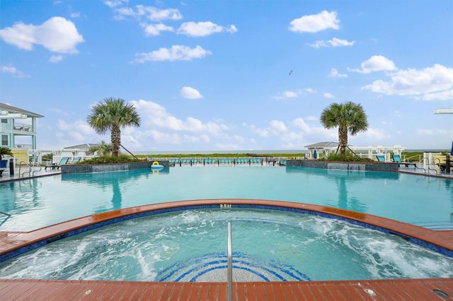 4115 Sandhill Crane Way, Galveston, TX 77554