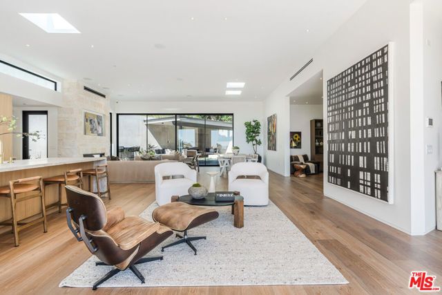 1205 Las Lomas Place, Pacific Palisades (los Angeles), CA 90272