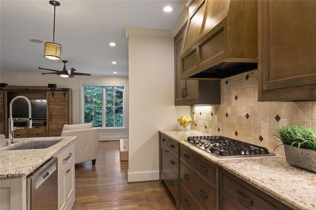 132 NW Underwood Drive NW, Sandy Springs, GA 30328