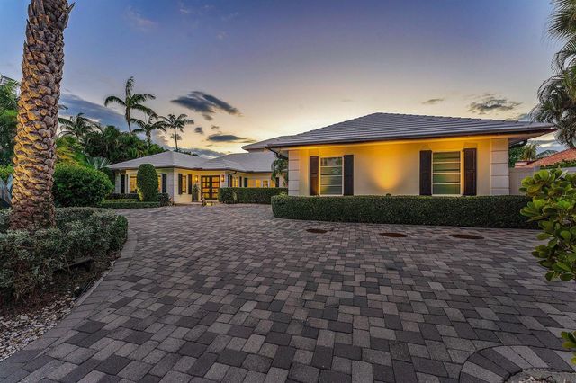 50 Spoonbill Road, Manalapan, FL 33462