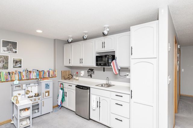 1116 18th Street N, Moorhead, MN 56560