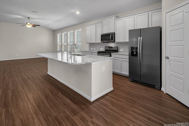 13210 ANTELOPE RUN, St Hedwig, TX 78152