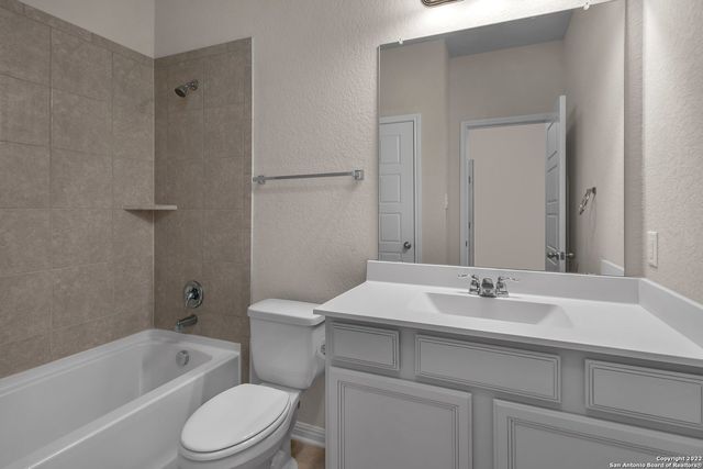 13210 ANTELOPE RUN, St Hedwig, TX 78152