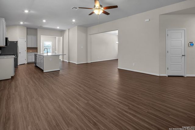 13210 ANTELOPE RUN, St Hedwig, TX 78152