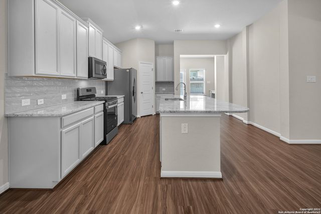 13210 ANTELOPE RUN, St Hedwig, TX 78152