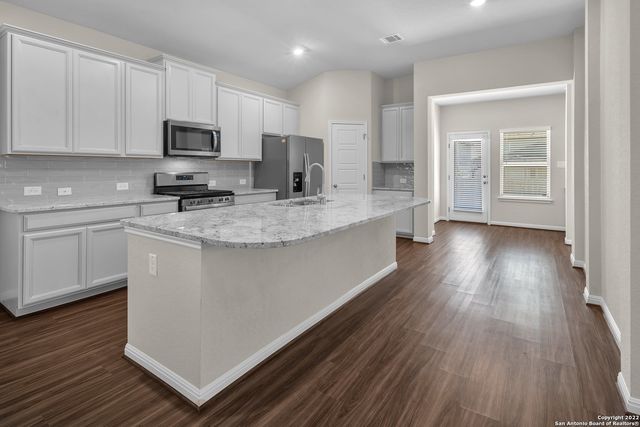13210 ANTELOPE RUN, St Hedwig, TX 78152