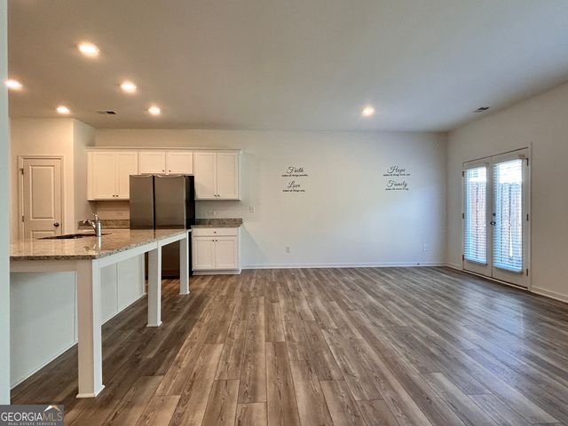 1953 Frisco Way, Suwanee, GA 30024