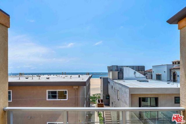 15 63rd Avenue 3, Playa Del Rey (los Angeles), CA 90293