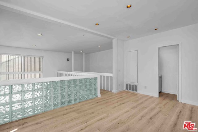 15 63rd Avenue 3, Playa Del Rey (los Angeles), CA 90293