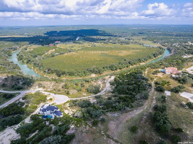 942 Blueridge Vw, Canyon Lake, TX 78133