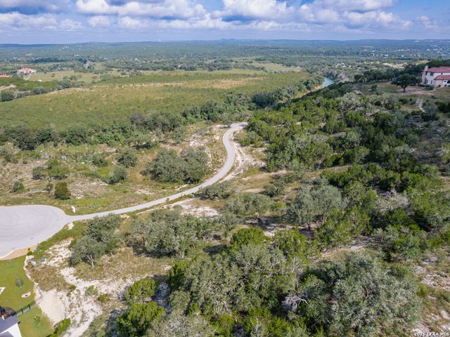 942 Blueridge Vw, Canyon Lake, TX 78133