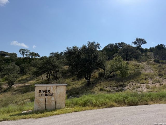 942 Blueridge Vw, Canyon Lake, TX 78133