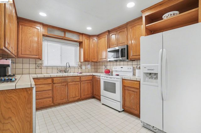 340 Sherwood Dr, Brentwood, CA 94513
