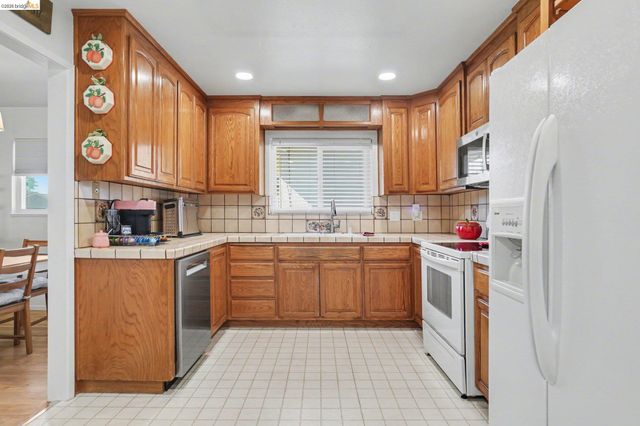 340 Sherwood Dr, Brentwood, CA 94513