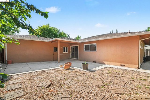 340 Sherwood Dr, Brentwood, CA 94513