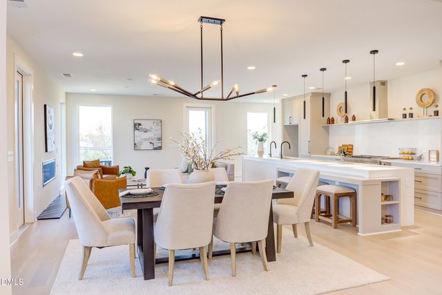 610 N Roxboro Street 22, Durham, NC 27701