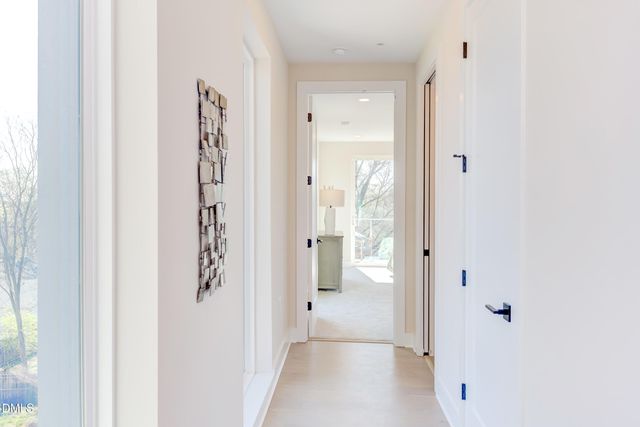 610 N Roxboro Street 22, Durham, NC 27701