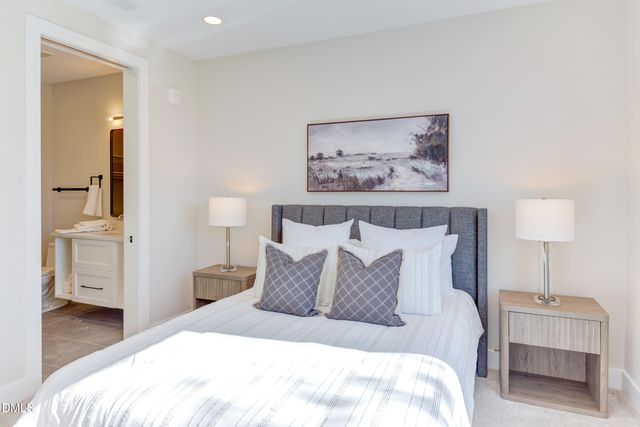 610 N Roxboro Street 22, Durham, NC 27701