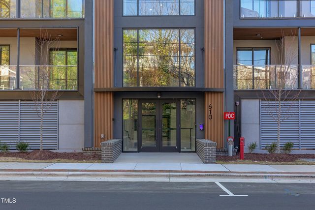 610 N Roxboro Street 22, Durham, NC 27701