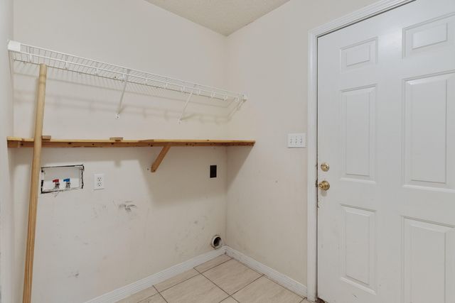 209 Warrior Street, Crestview, FL 32536