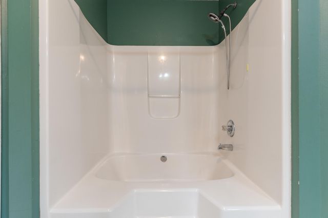 209 Warrior Street, Crestview, FL 32536