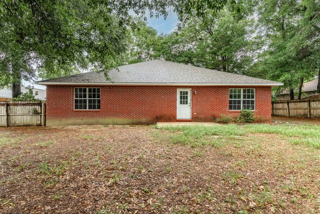 209 Warrior Street, Crestview, FL 32536