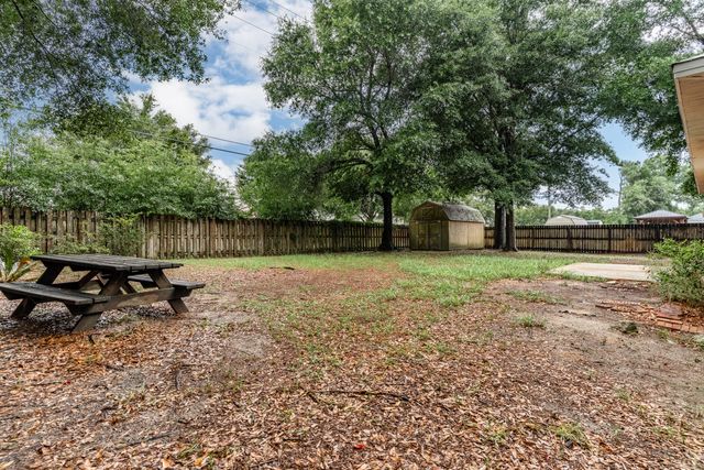 209 Warrior Street, Crestview, FL 32536