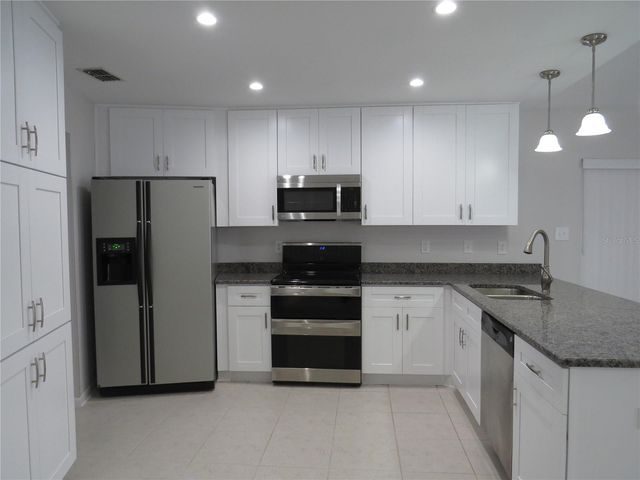 4023 PADDLEWHEEL DRIVE, Brandon, FL 33511