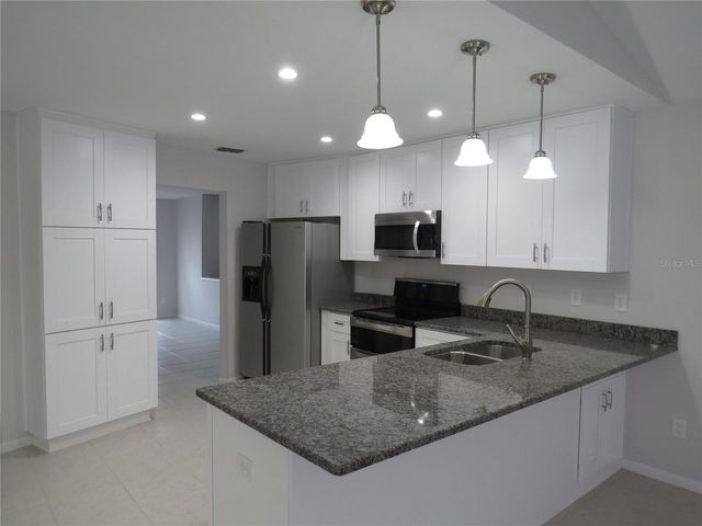 4023 PADDLEWHEEL DRIVE, Brandon, FL 33511