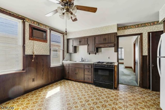 165 Dundee Ave, Paterson City, NJ 07503