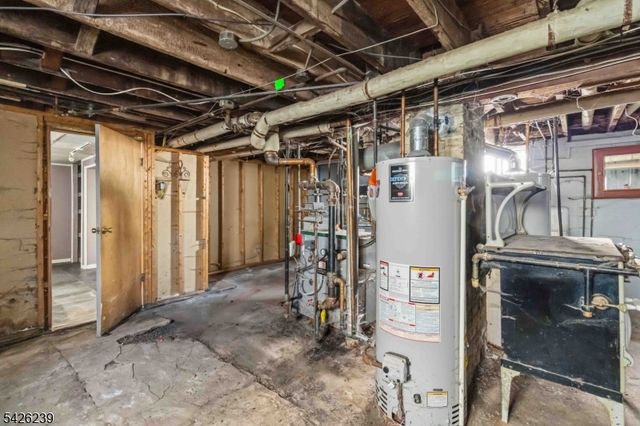 165 Dundee Ave, Paterson City, NJ 07503